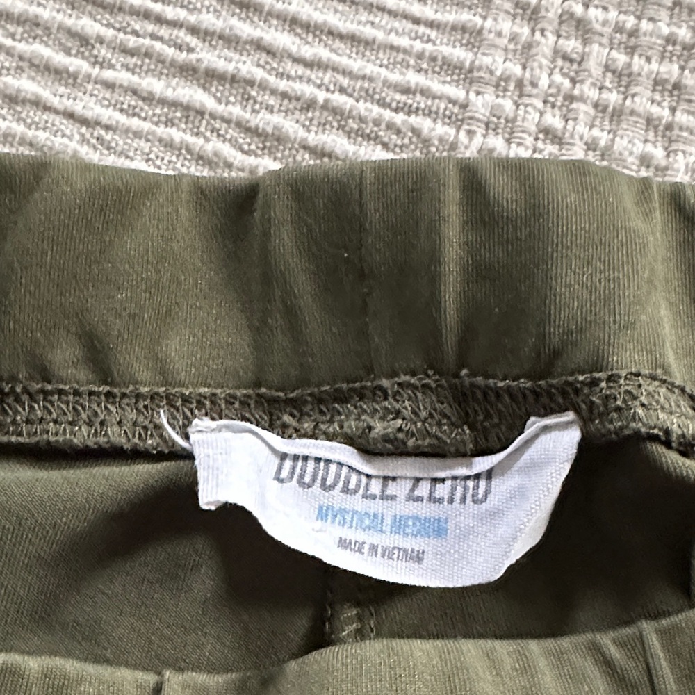 Double Zero Olive Leggings